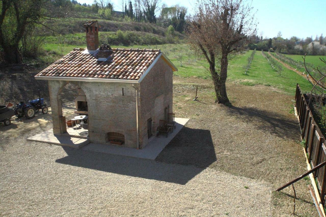 Agriturismo "La Fondazza" Imola Eksteriør bilde