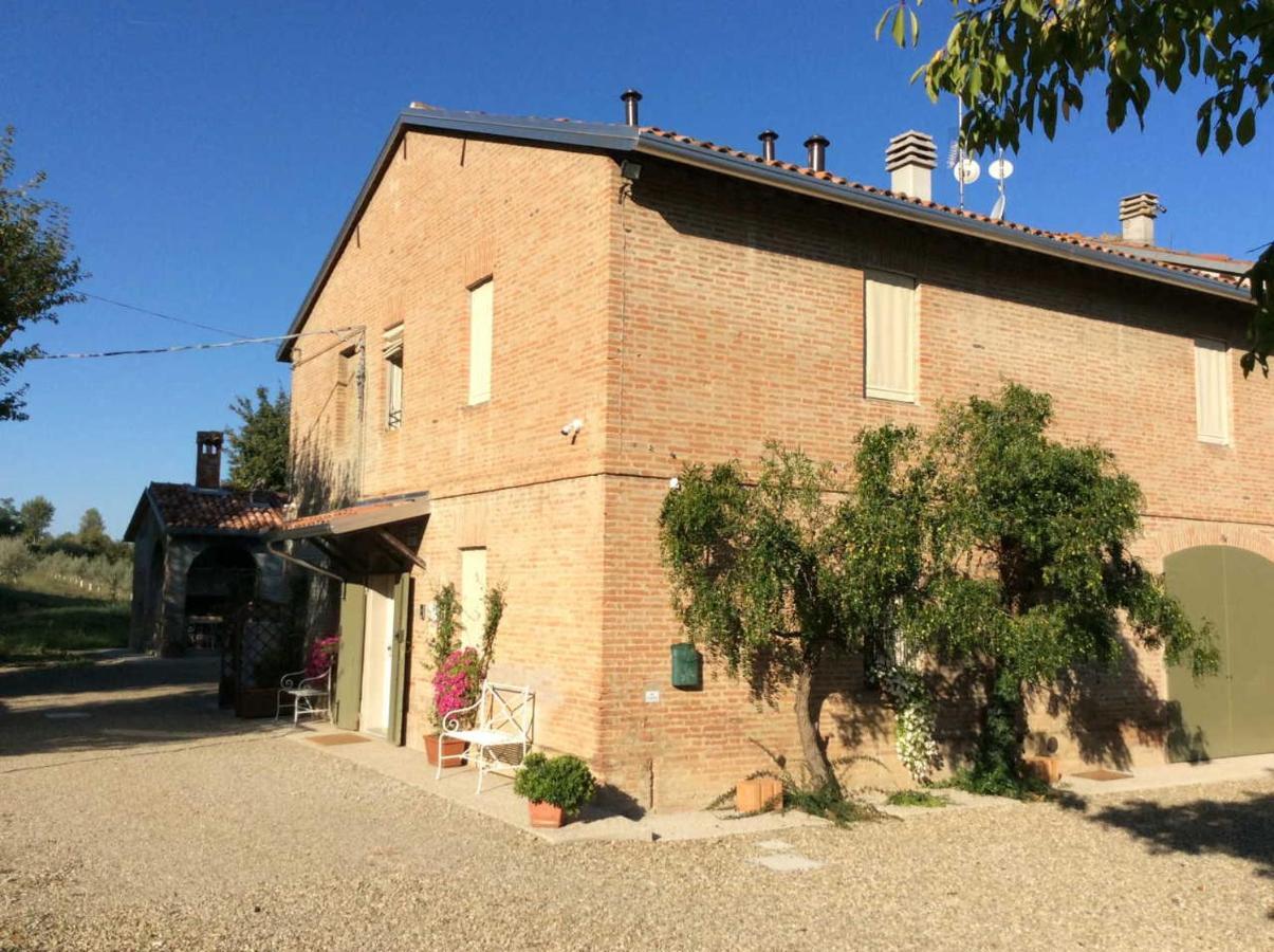Agriturismo "La Fondazza" Imola Eksteriør bilde